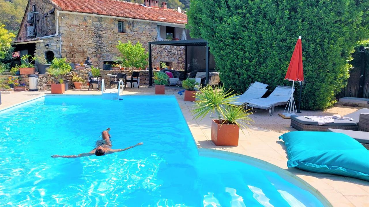 La Bergerie Du Moulin (Adults Only) Bed & Breakfast Taradeau Bagian luar foto