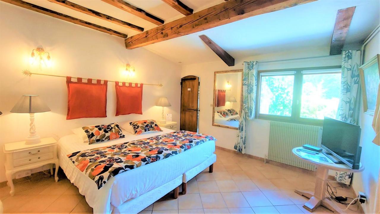 La Bergerie Du Moulin (Adults Only) Bed & Breakfast Taradeau Bagian luar foto