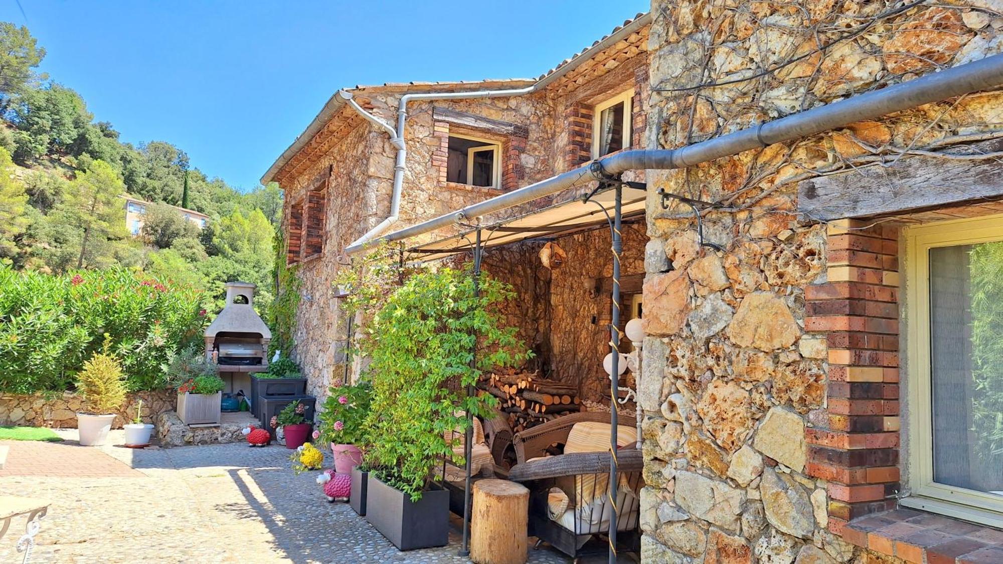 La Bergerie Du Moulin (Adults Only) Bed & Breakfast Taradeau Bagian luar foto